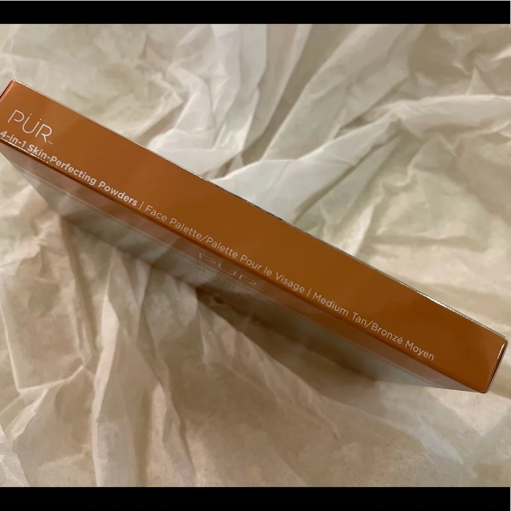PUR 4-in-1 Skin -Perfecting Powders